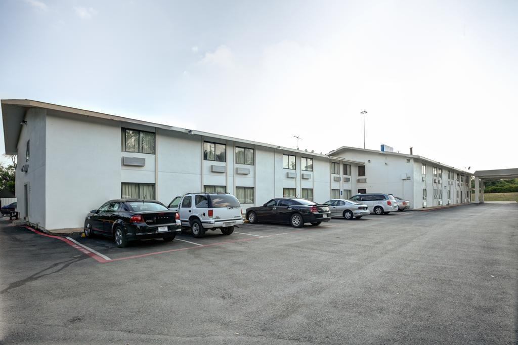 Motel 6-Dallas, Tx - South Exteriér fotografie