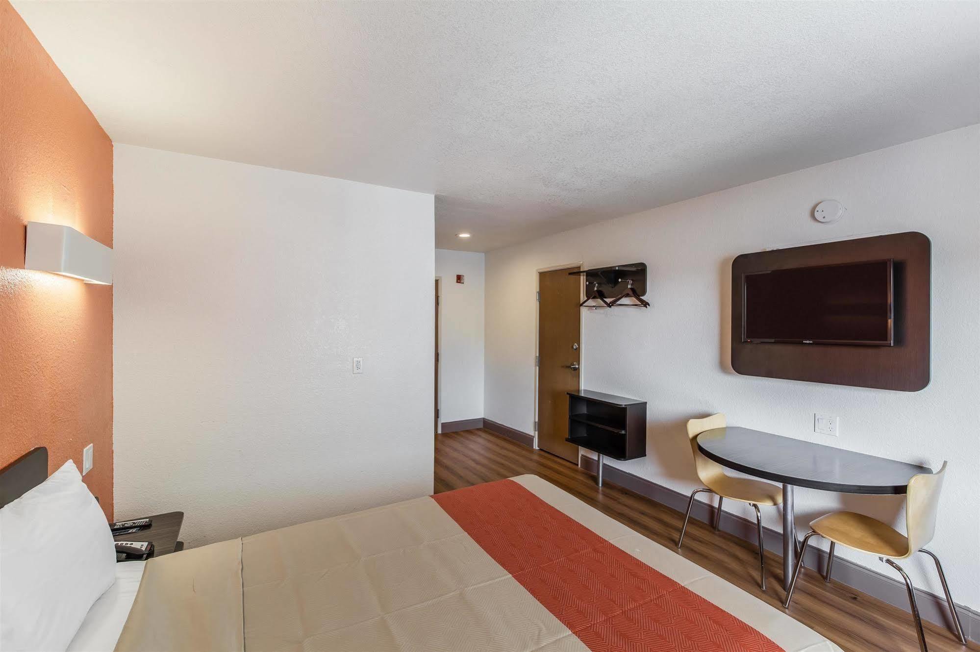 Motel 6-Dallas, Tx - South Exteriér fotografie