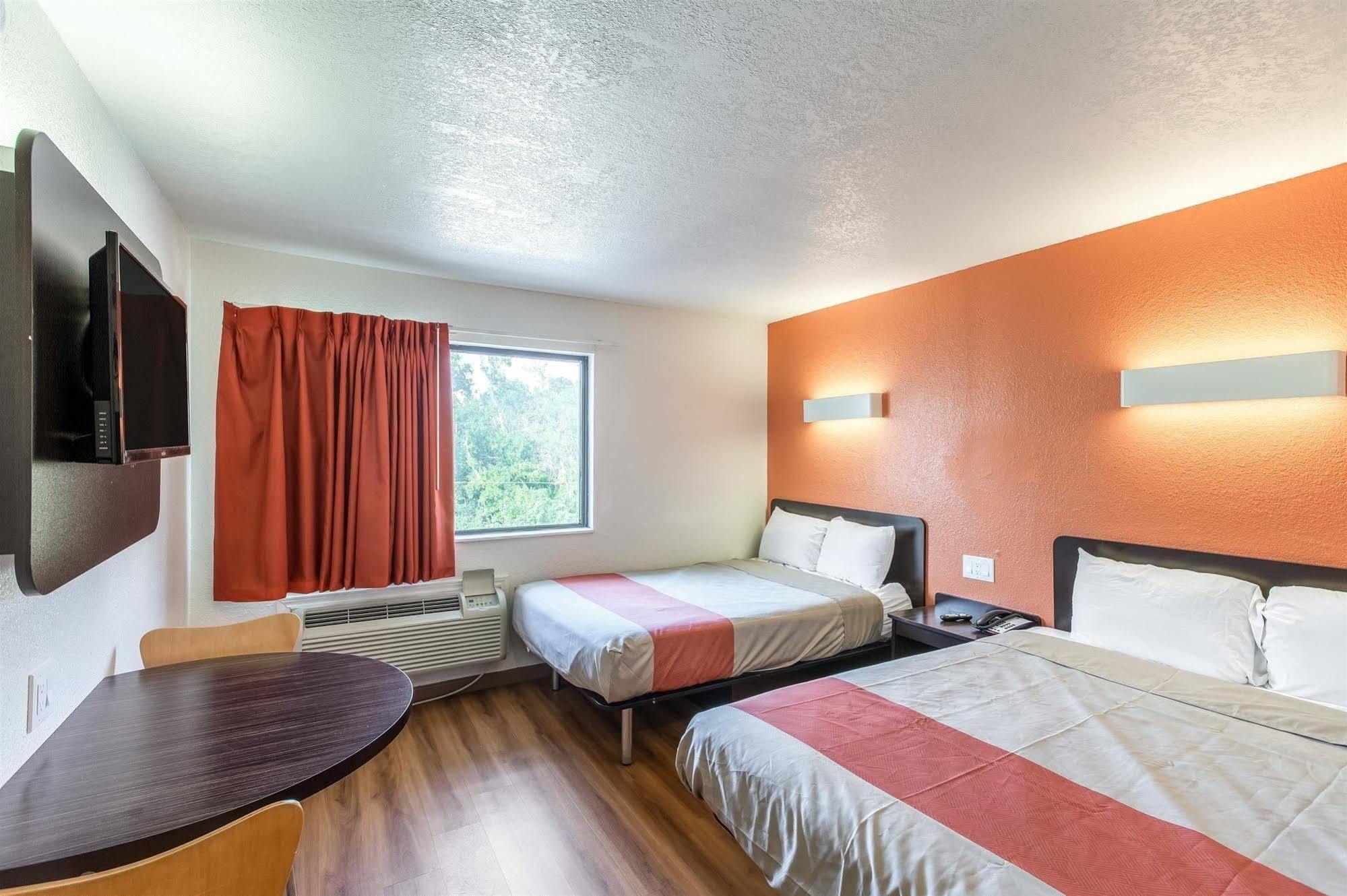 Motel 6-Dallas, Tx - South Exteriér fotografie