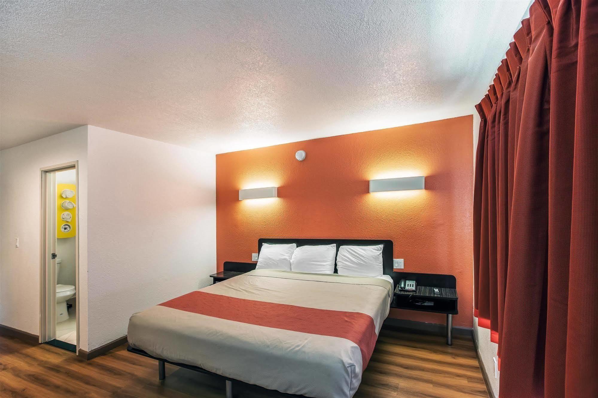 Motel 6-Dallas, Tx - South Exteriér fotografie